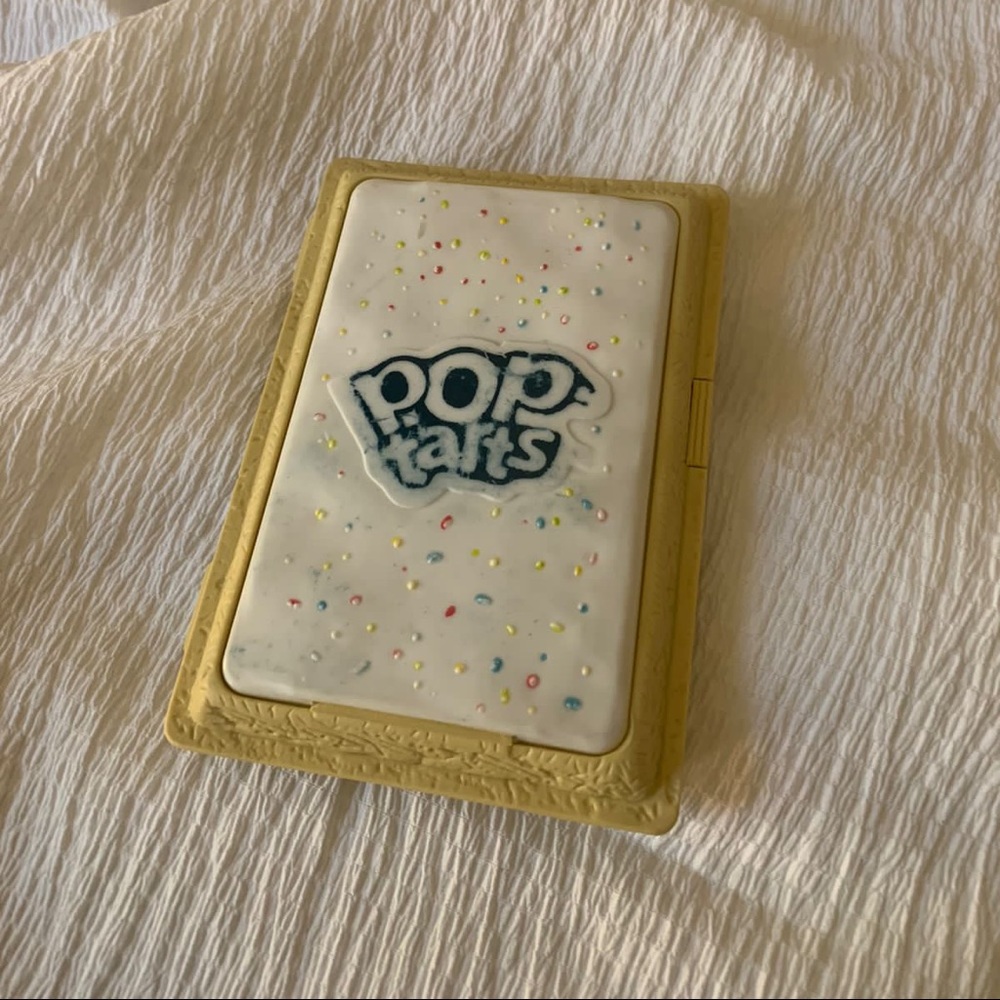 Pop tart storage box